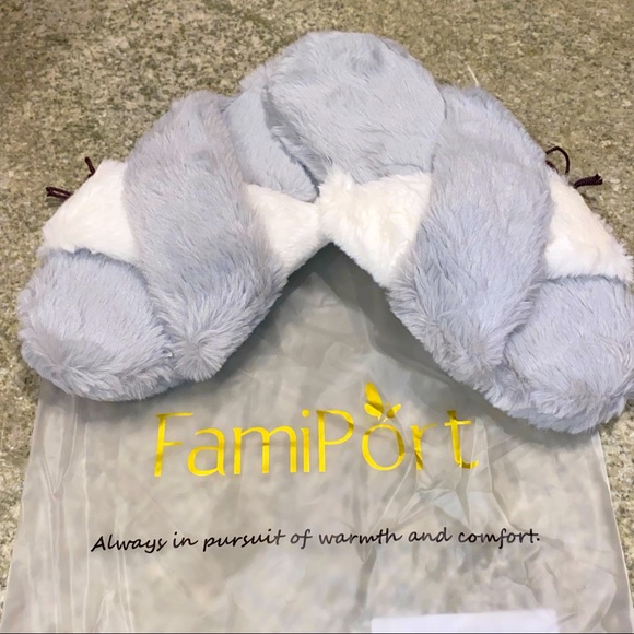 Shoes - NEW Plush Memory Foam Non-Slip Water-resistant Slippers - GREY & WHITE